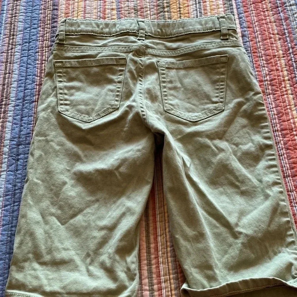 Childrens Place Twill Shorts and Tank Top - Picture 4 of 7